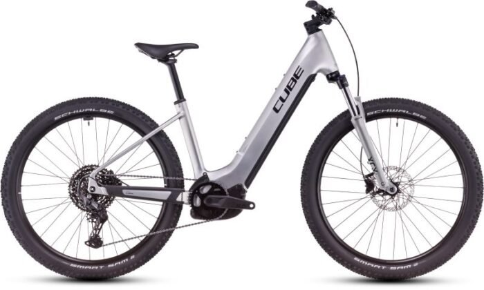Cube Reaction Hybrid ONE 800 Easy Entry – Image 1