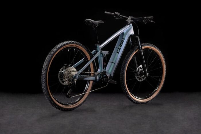 Cube Stereo Hybrid ONE22 Race 800 – Image 3