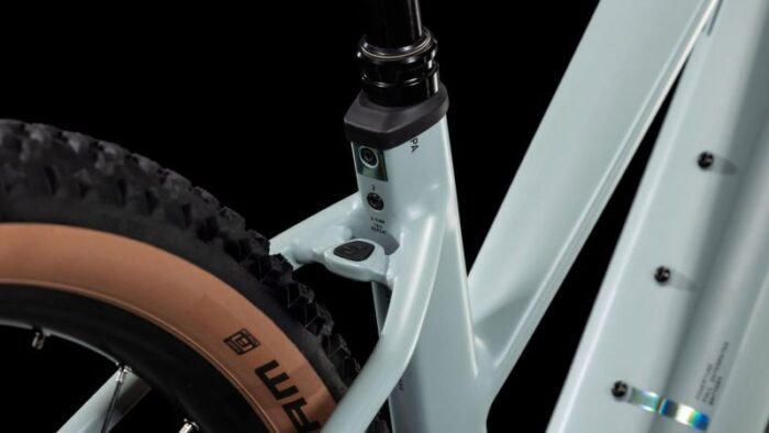 Cube Reaction Hybrid Race 800 Lady – Image 4