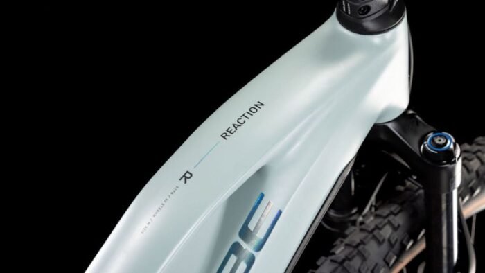 Cube Reaction Hybrid Race 800 Lady – Image 2