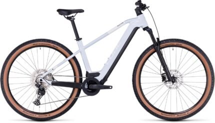 Cube Reaction Hybrid Pro 750 flashwhite